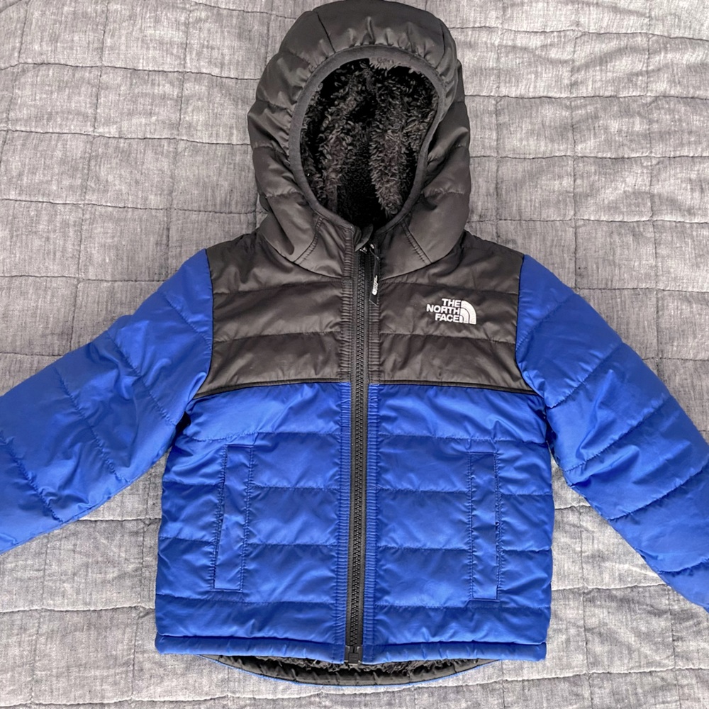 The North Face Reversible Mount Chimbo Hooded Jacket- Blue/Black 2T